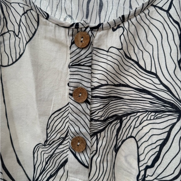 Cost Plus World Market Black and White Leaf Dress - Picture 4 of 8